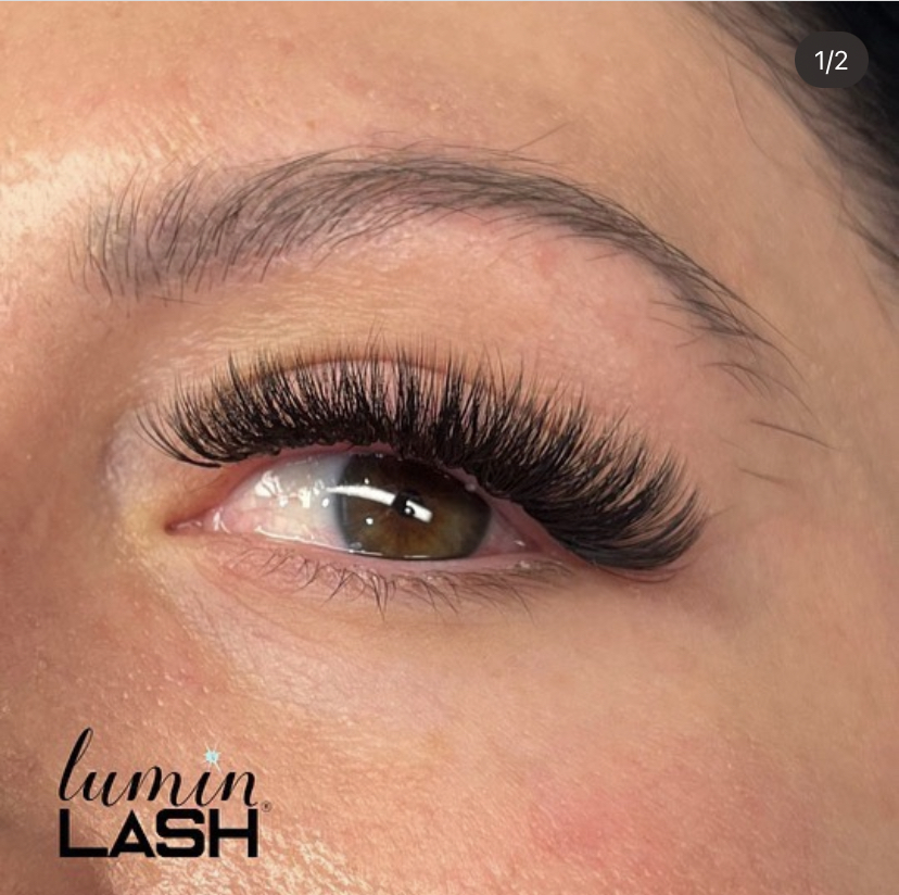 volume eyelash extension