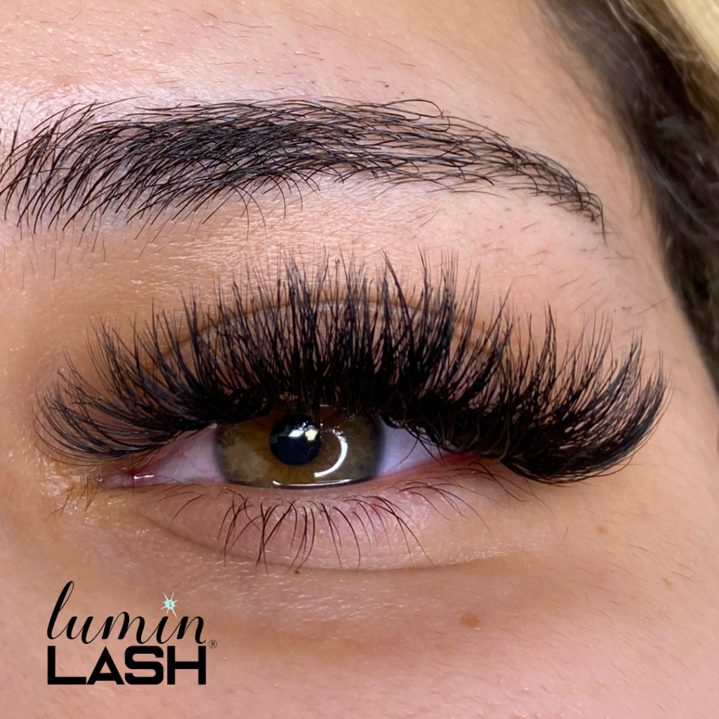 volume eyelash extension course